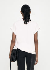 BLUSA DECOTE ASSIMETRICO DE CREPE