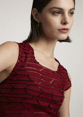 VESTIDO APLICAÇÕES GEOMÉTRICAS