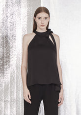 BLUSA COM LAÇO DE CREPE