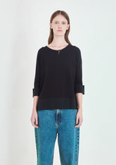 T-SHIRT COM TK NO DETALHE