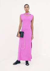 VESTIDO JUSTO COM RECORTE NO DECOTE