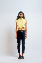 CALÇA LEGGING COM CÓS DE COURO