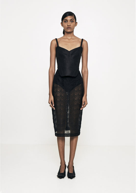 SAIA DE TULE BORDADO