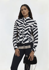 CAMISA JUSTA LISTRAS OP ART