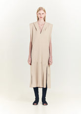 VESTIDO FRANJAS COM CAPUZ DE MALHA