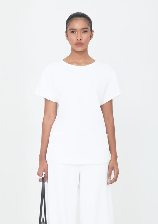 BLUSA COM BOLSOS