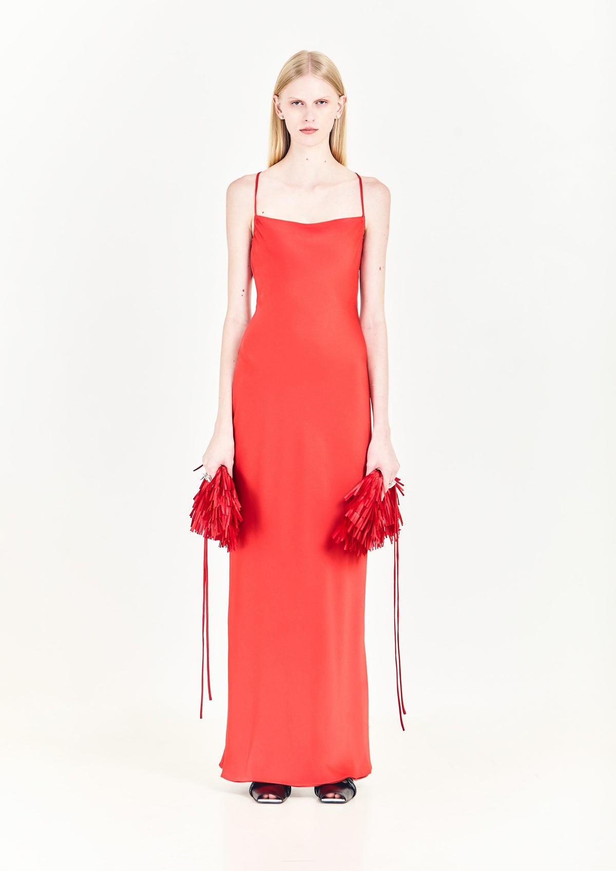 VESTIDO LONGO NO VIÉS FRENTE ÚNICA