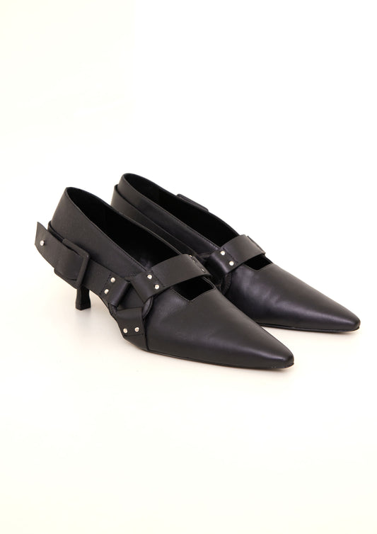 SCARPIN COM FIVELAS