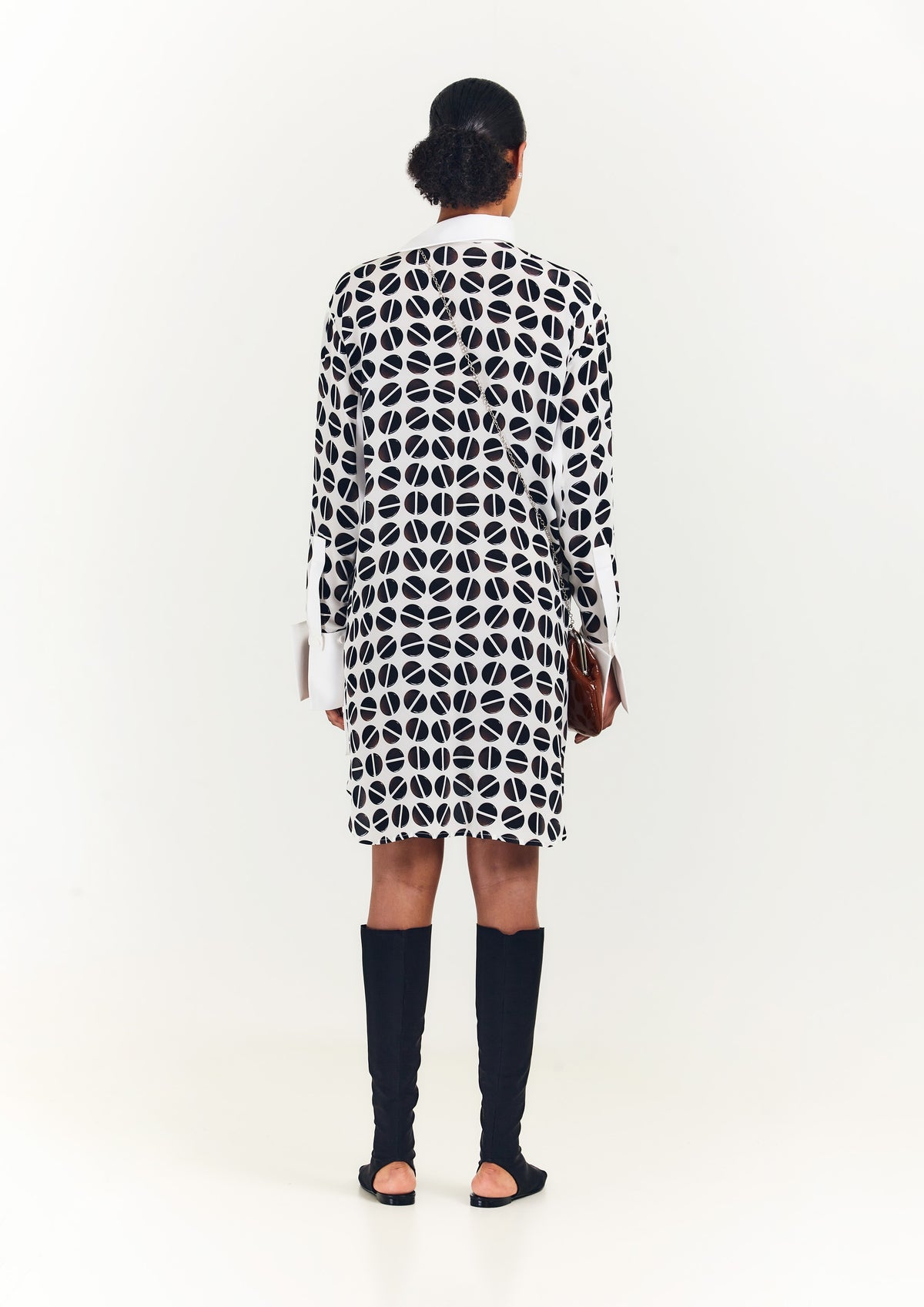 VESTIDO CAMISA COM GOLA E PUNHO DESTACÁVEL