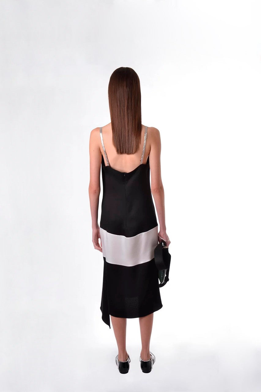 VESTIDO MIDI COM PALA PRATA