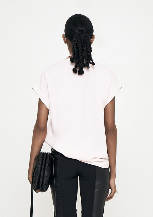 BLUSA DECOTE ASSIMETRICO DE CREPE