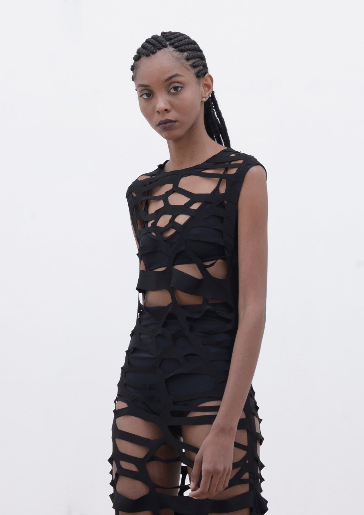 VESTIDO LONGO RECORTES GEOMETRICO
