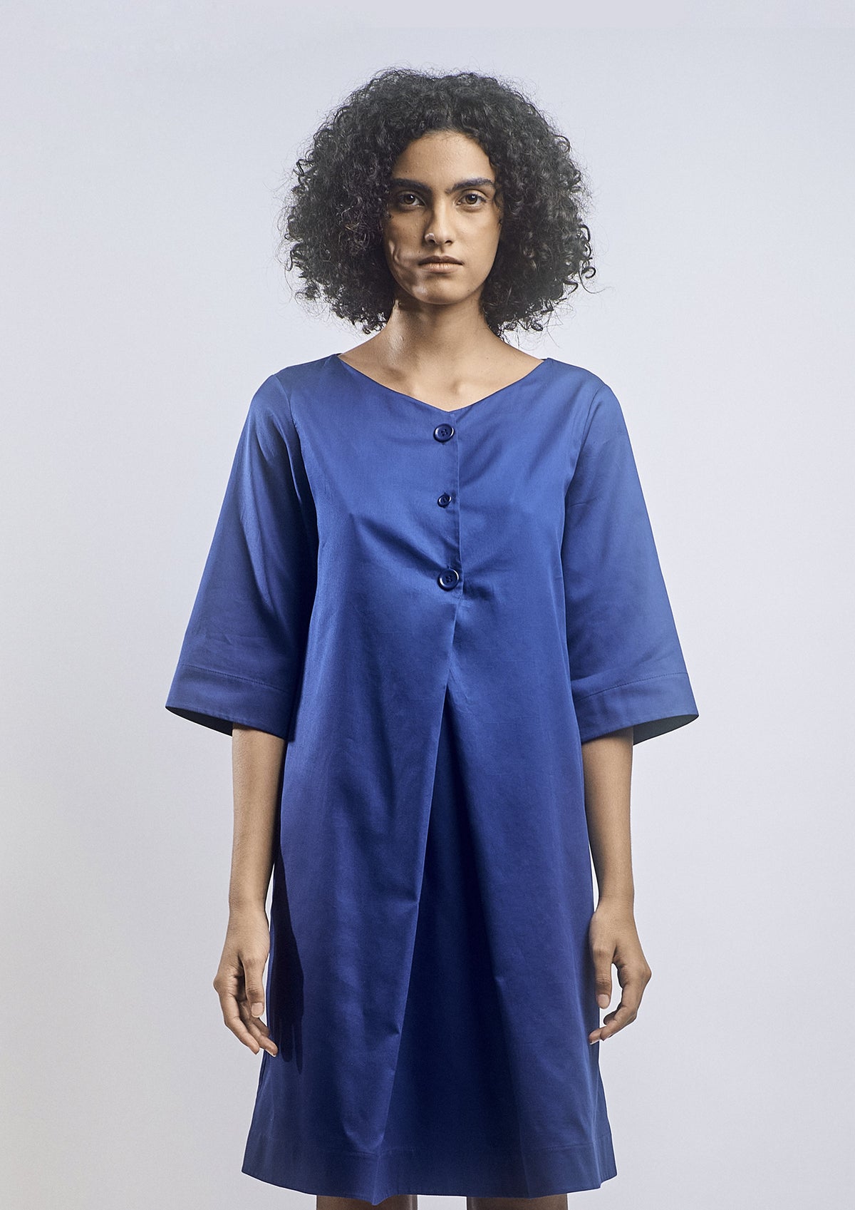 VESTIDO AMPLO GOLA COTTON
