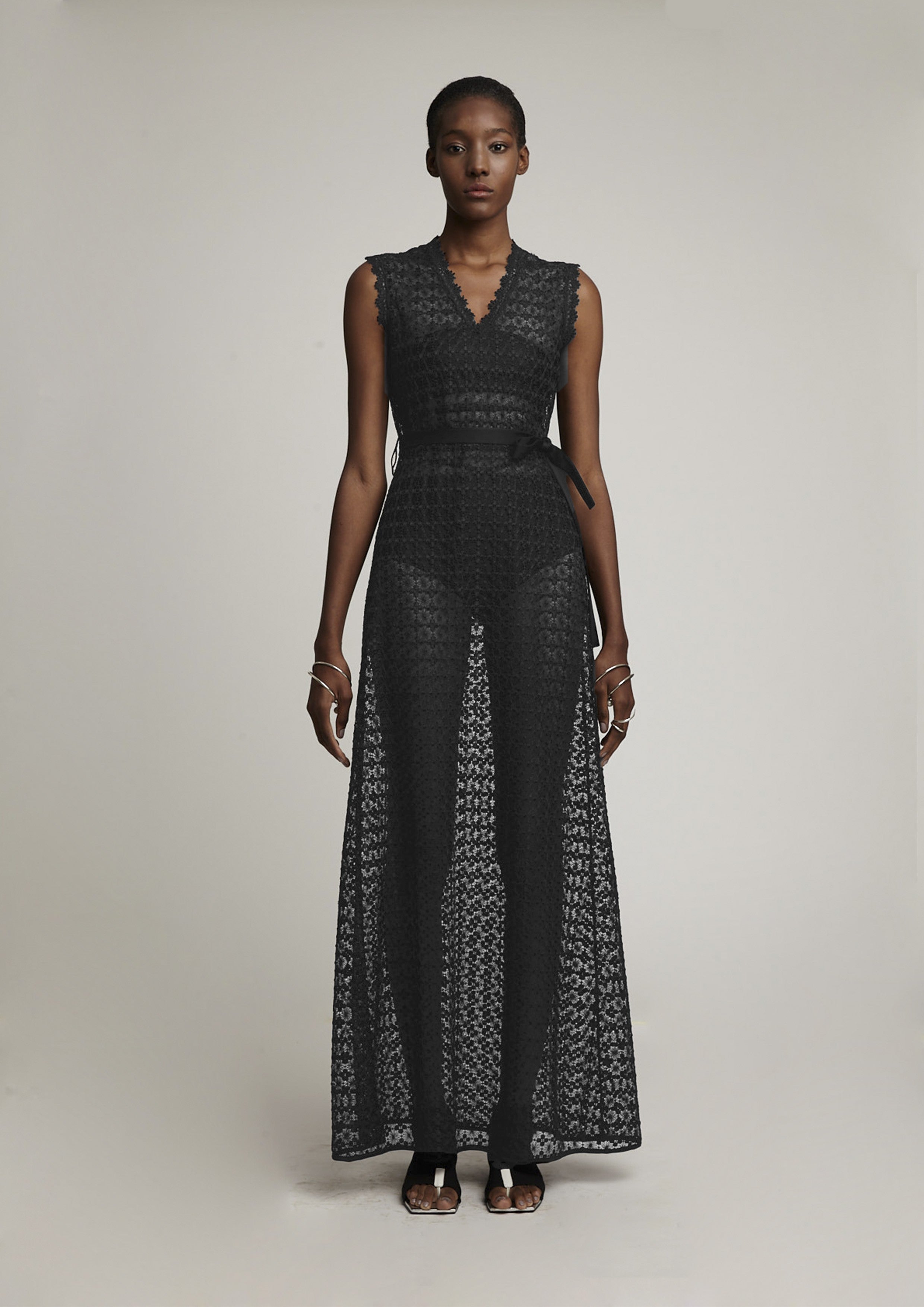 VESTIDO LONGO DE GUIPIR