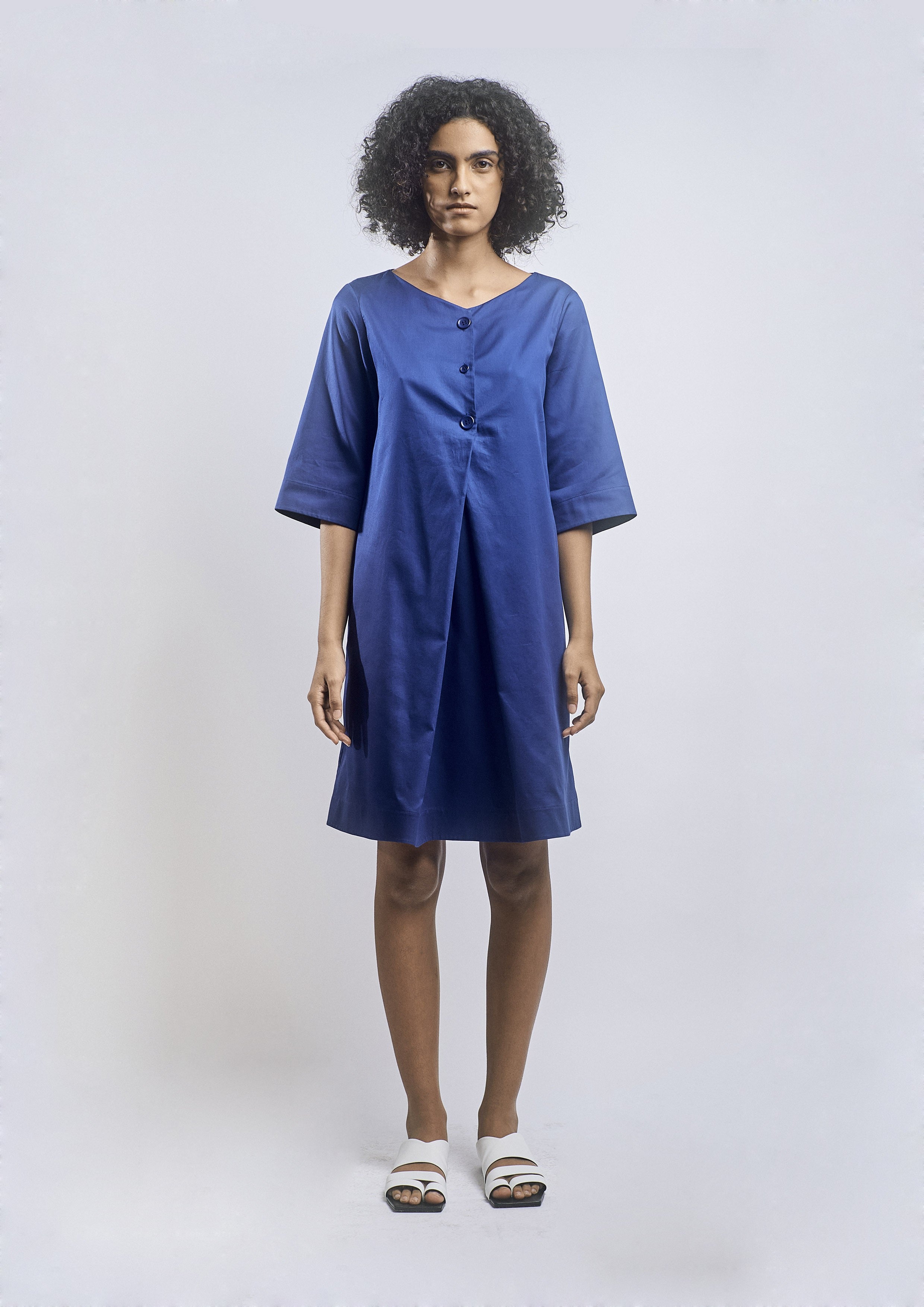 VESTIDO AMPLO GOLA COTTON