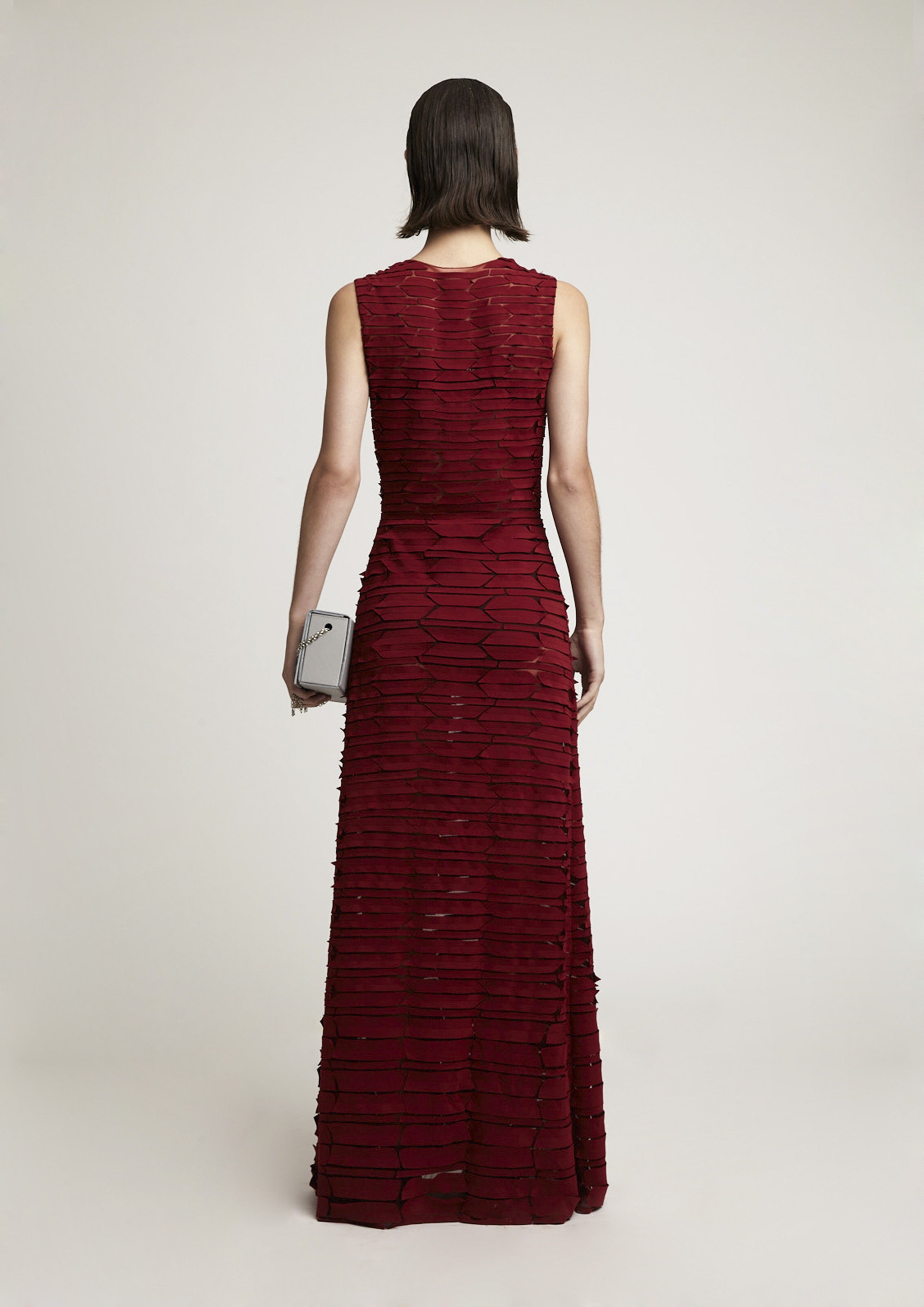 VESTIDO APLICAÇÕES GEOMÉTRICAS