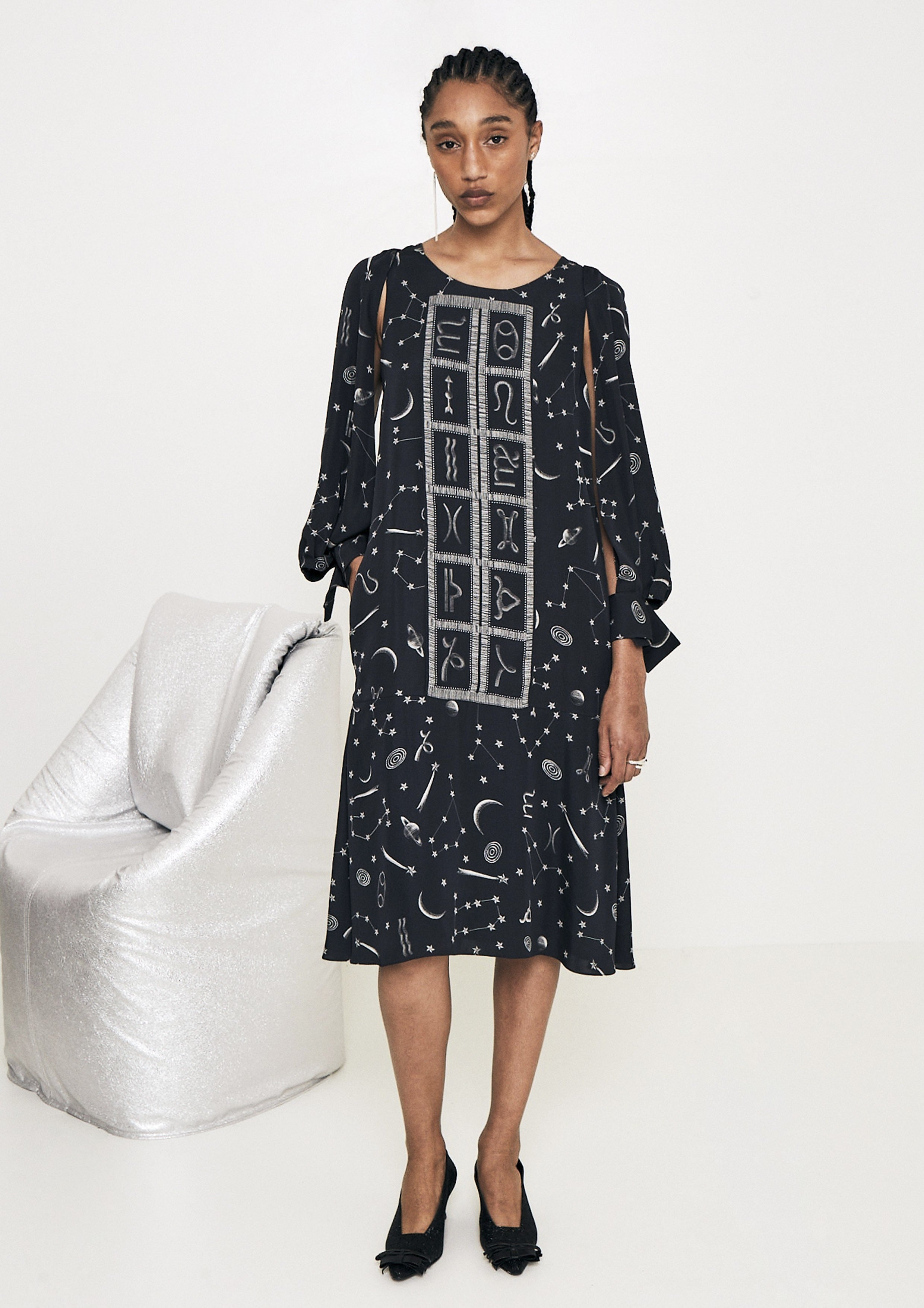 VESTIDO COM MANGA REMOVÍVEL ZODÍACO
