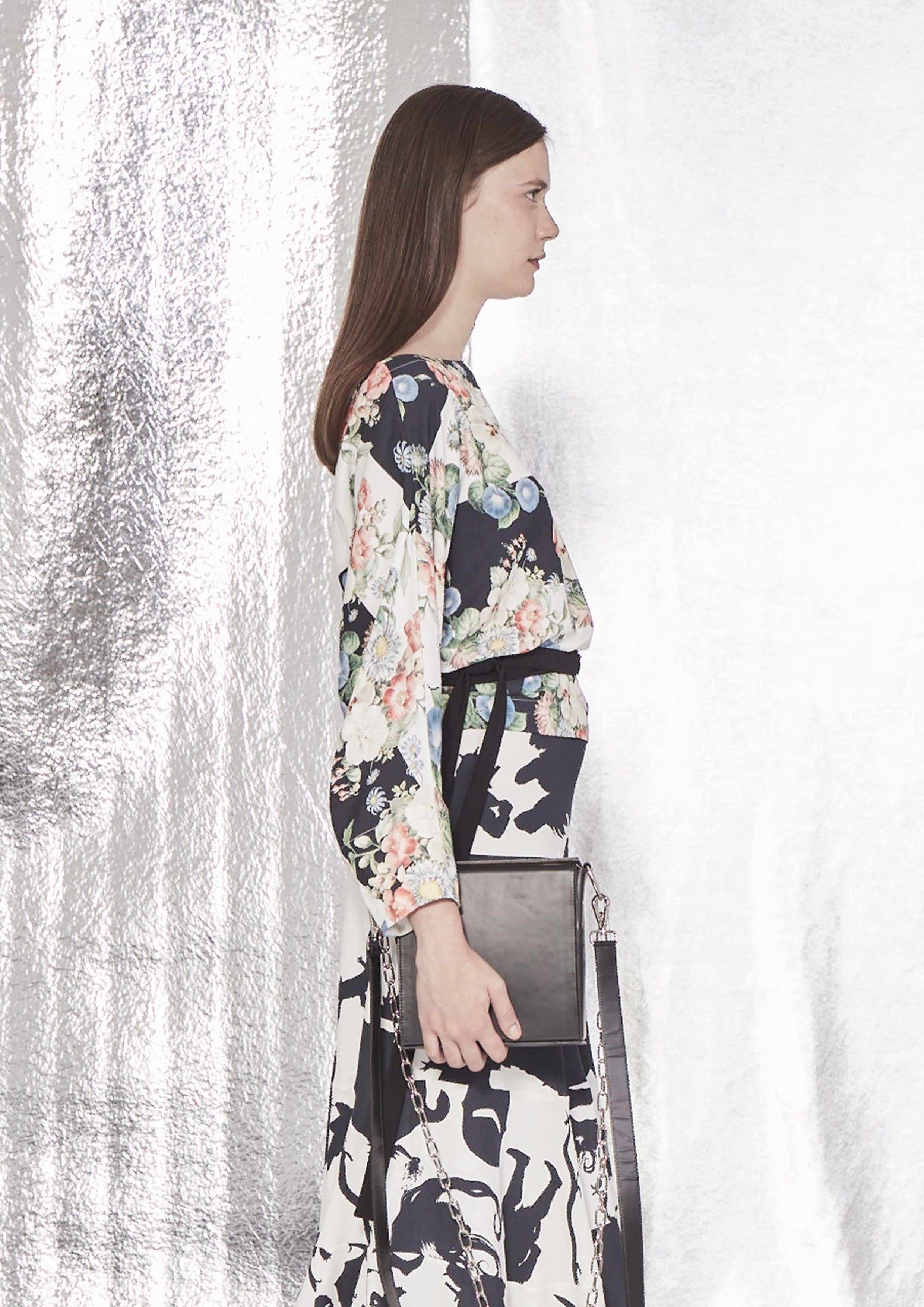 BLUSA RETÂNGULO ESTAMPA FLOR VISCOSE