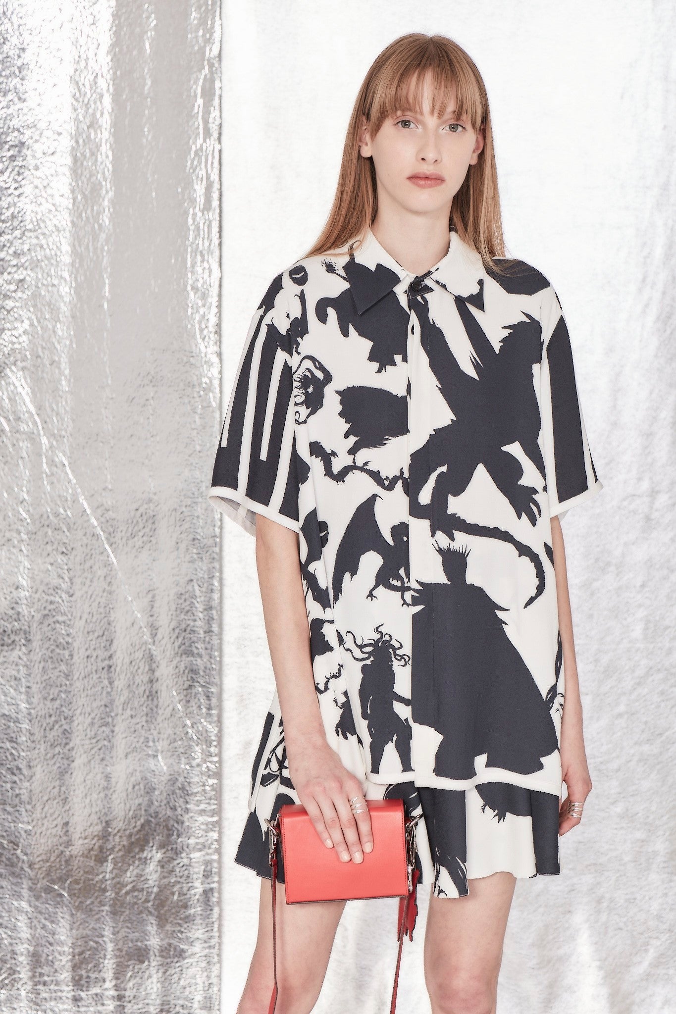 CAMISA PLANETA DOS DRAGÕES DE VISCOSE