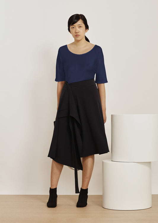 BLUSA CLÁSSICA CETIM