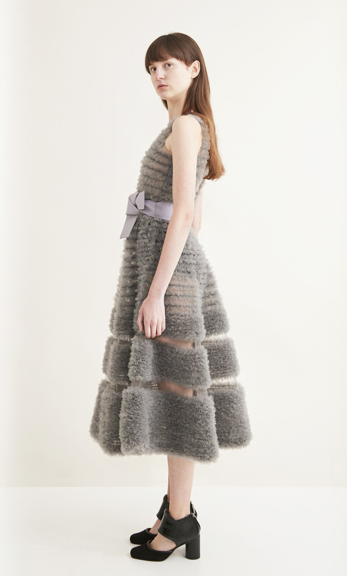 VESTIDO CURTO CHARLOTE CREPE E TULE