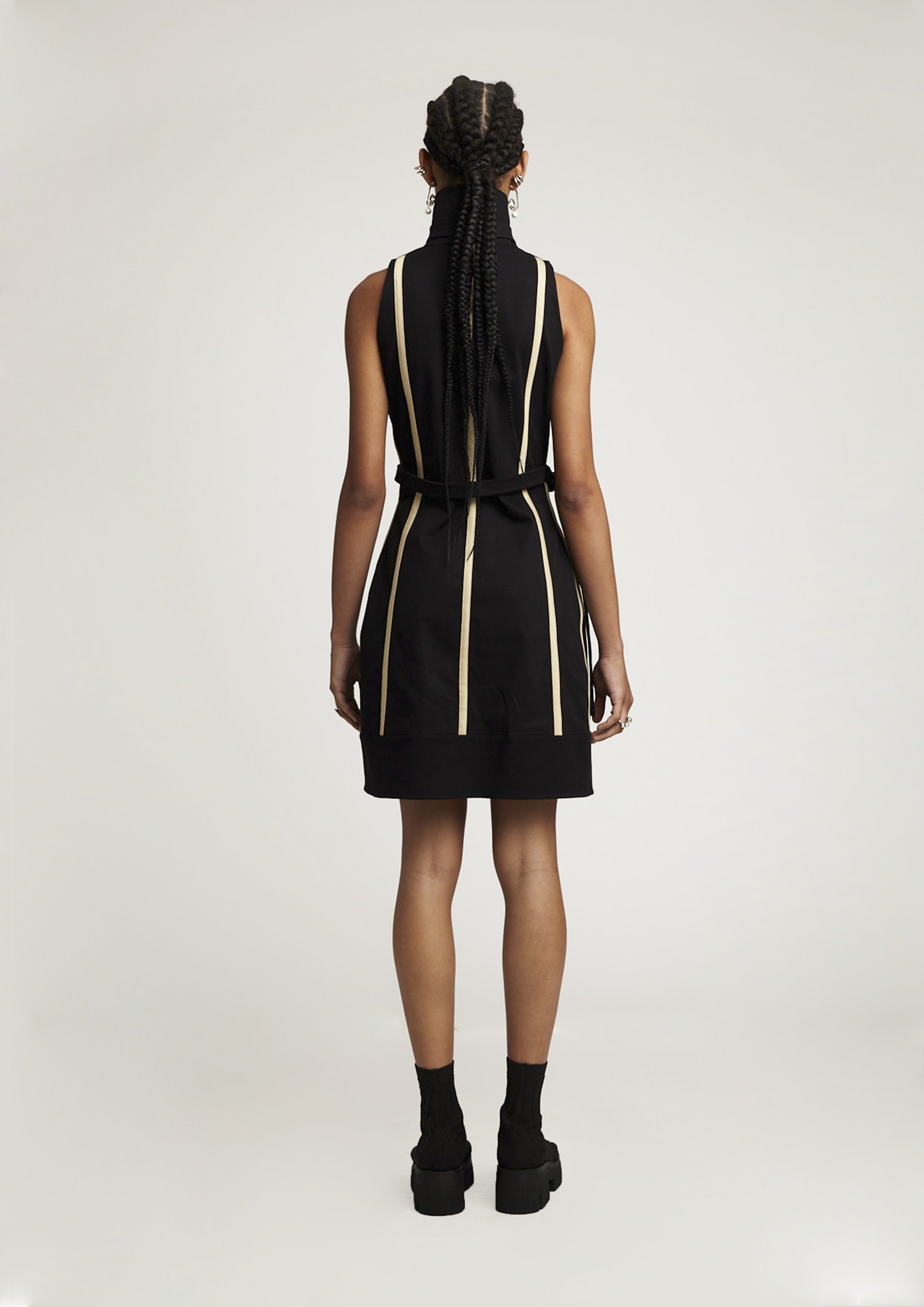 VESTIDO DE ALGODÃO CROPPED COM VIVOS