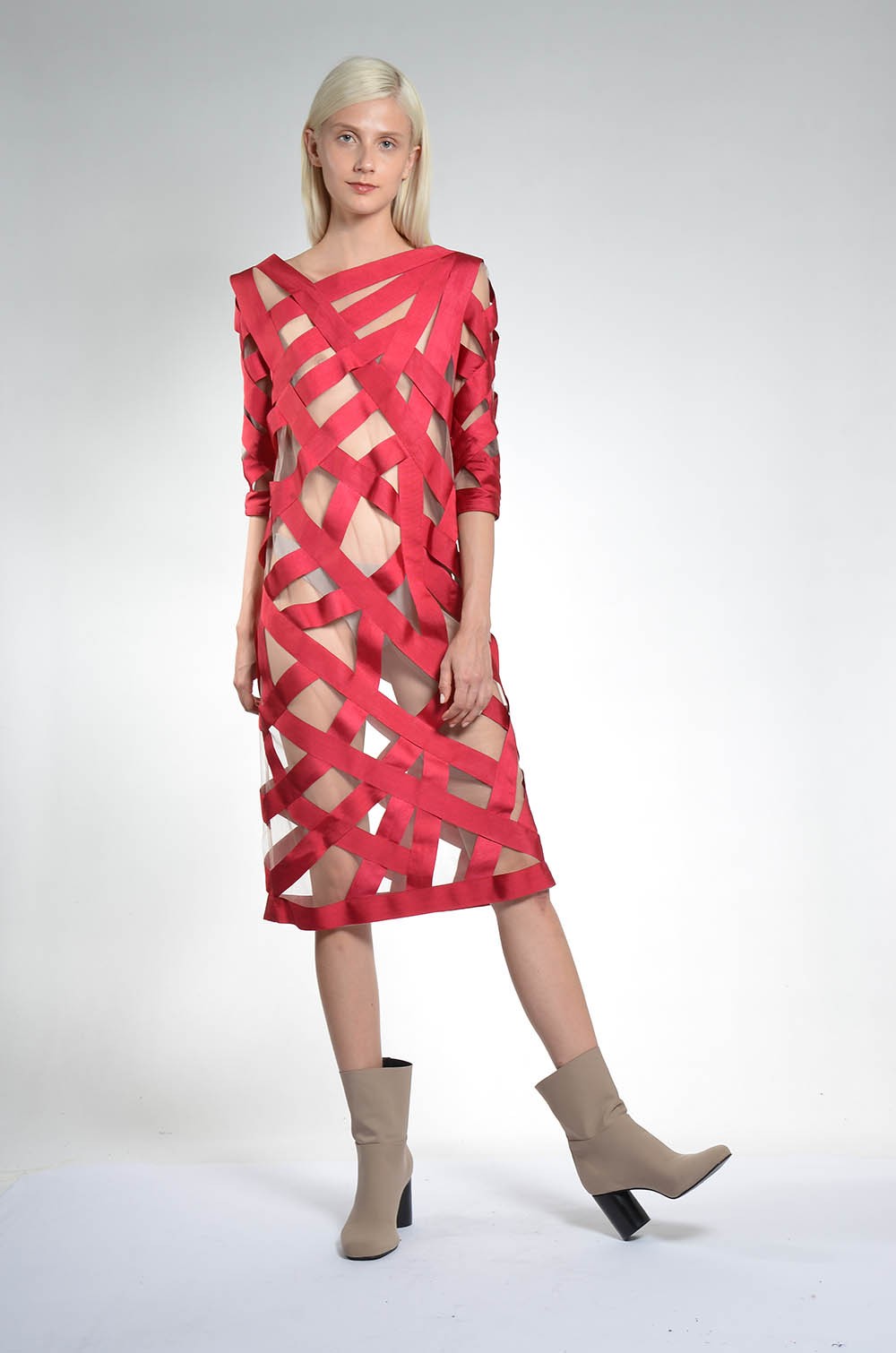 VESTIDO DE FITAS MIDI