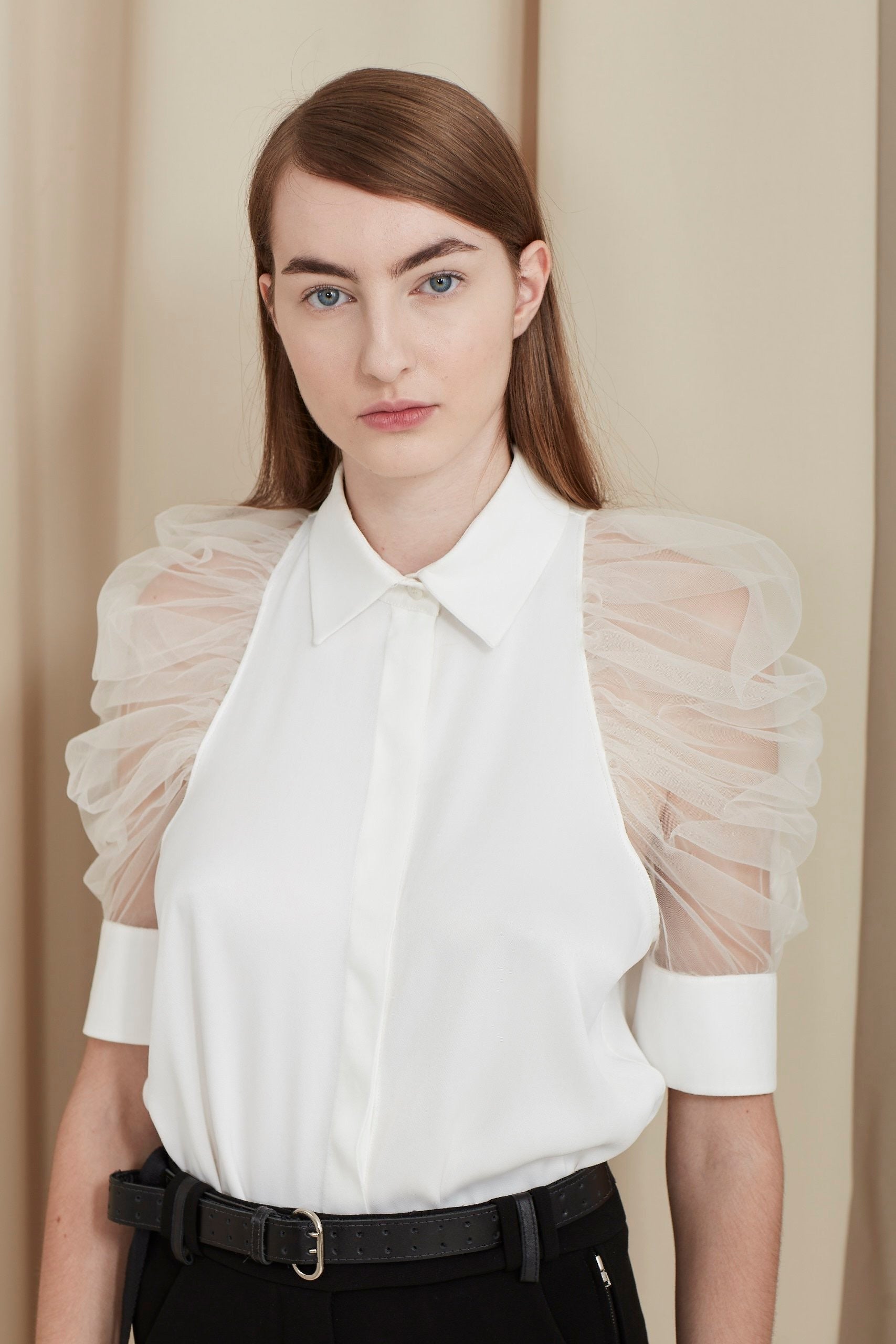 CAMISA MANGA CURTA TULE