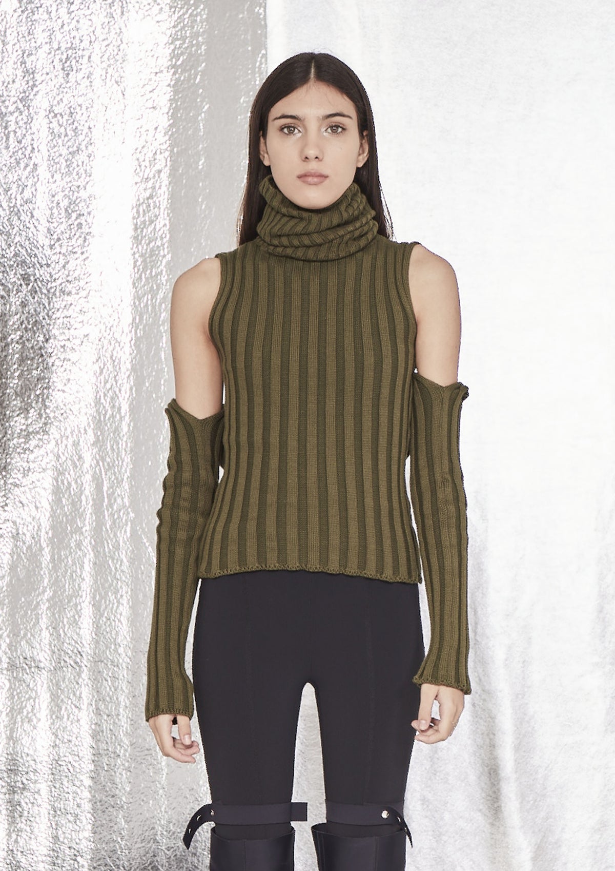 GOLA ROLÊ MANGAS REMOVÍVEIS TRICOT