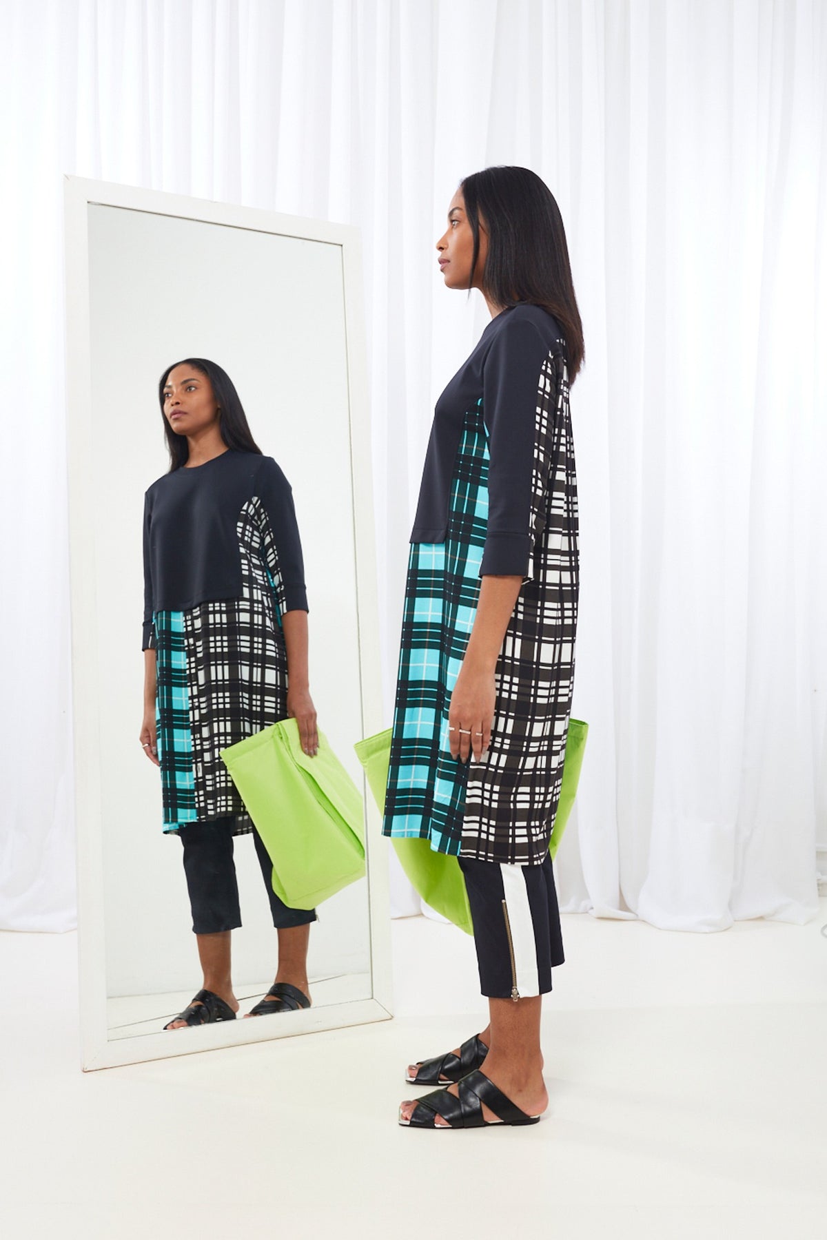 VESTIDO CAMISETA XADREZ VISCOSE
