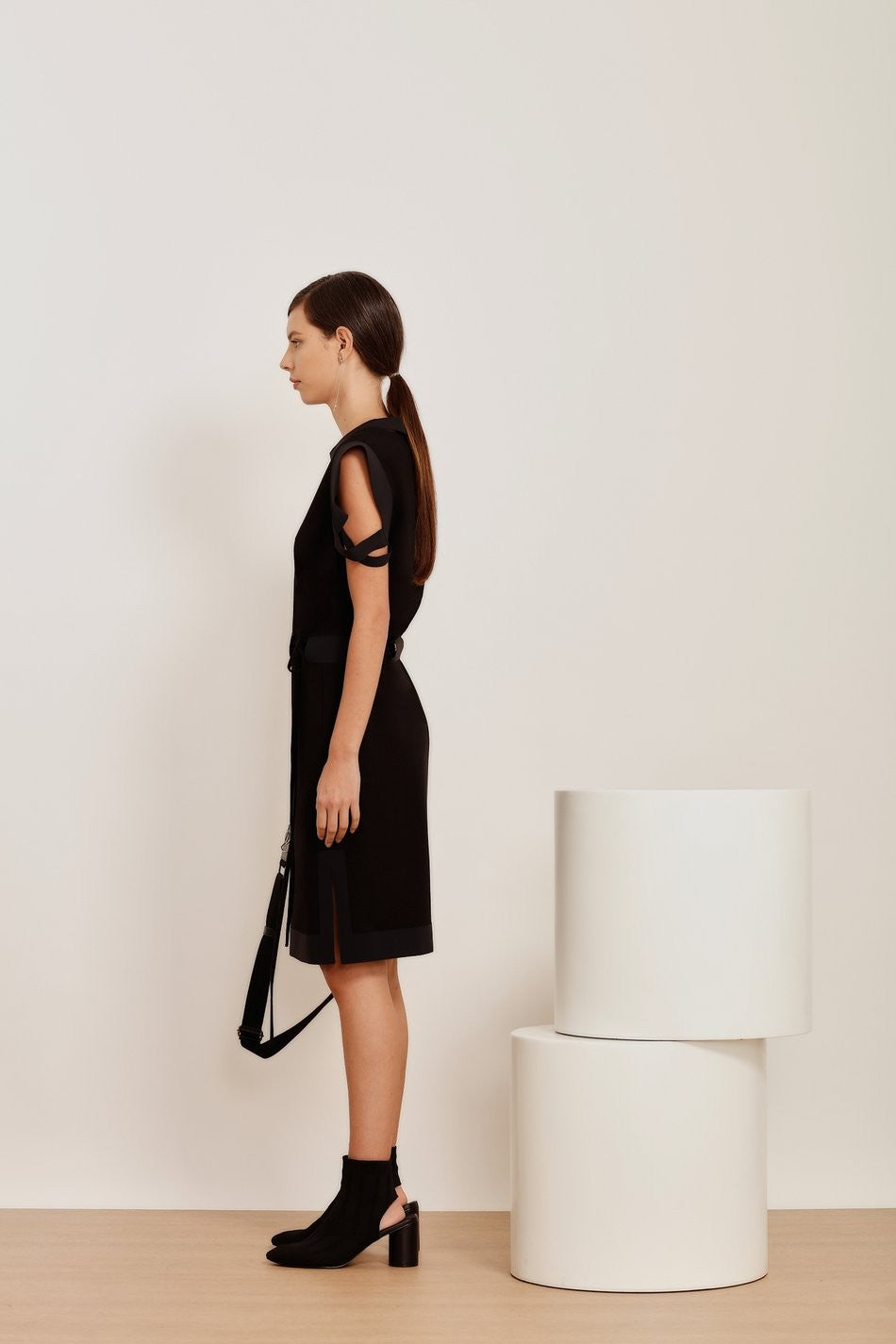 VESTIDO OMBREIRA COM TIRAS TK