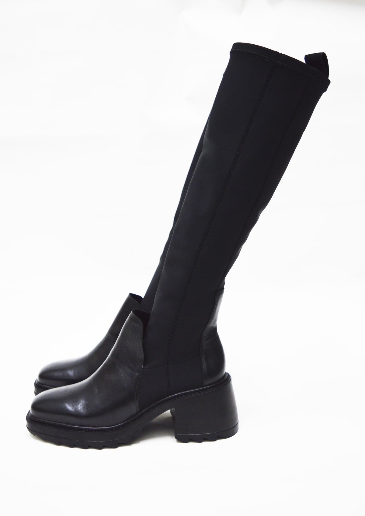 BOTA DE NEOPRENE COM COURO CANO LONGO