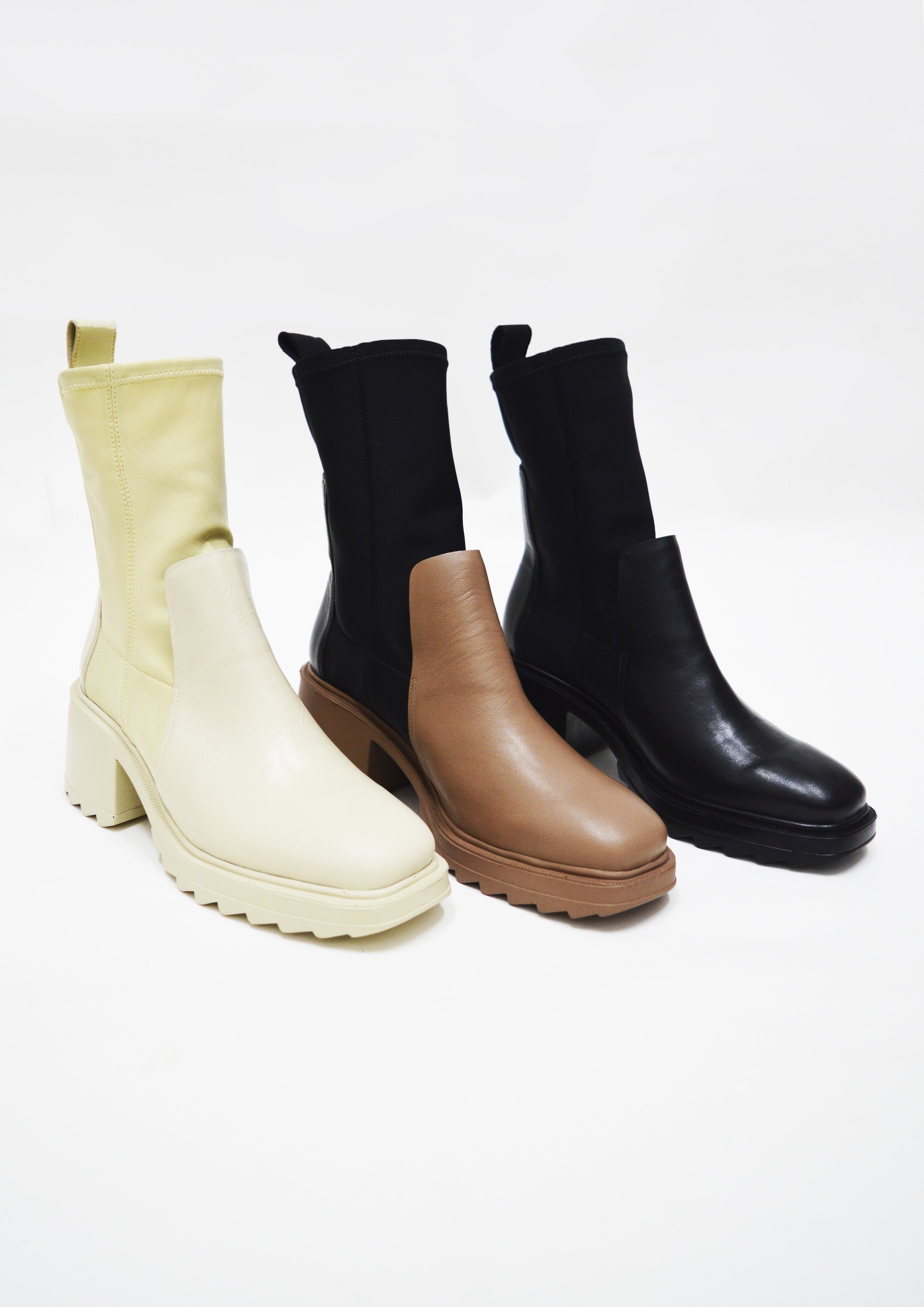 BOTA DE NEOPRENE COM COURO
