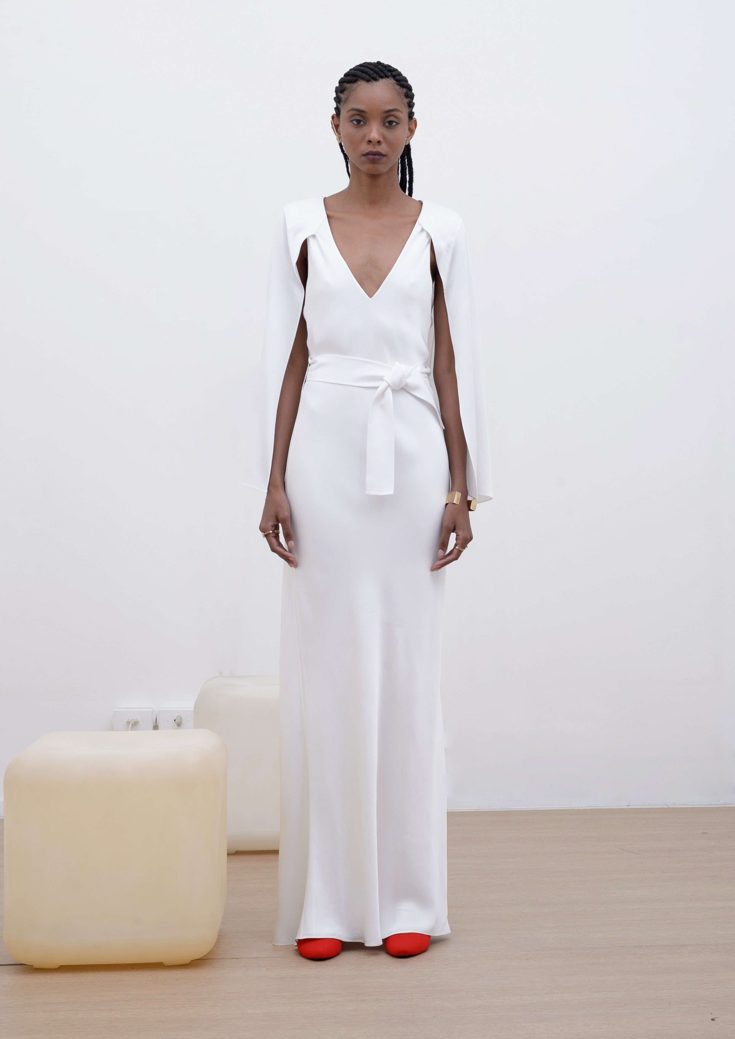 VESTIDO VIÉS COM PELERINE