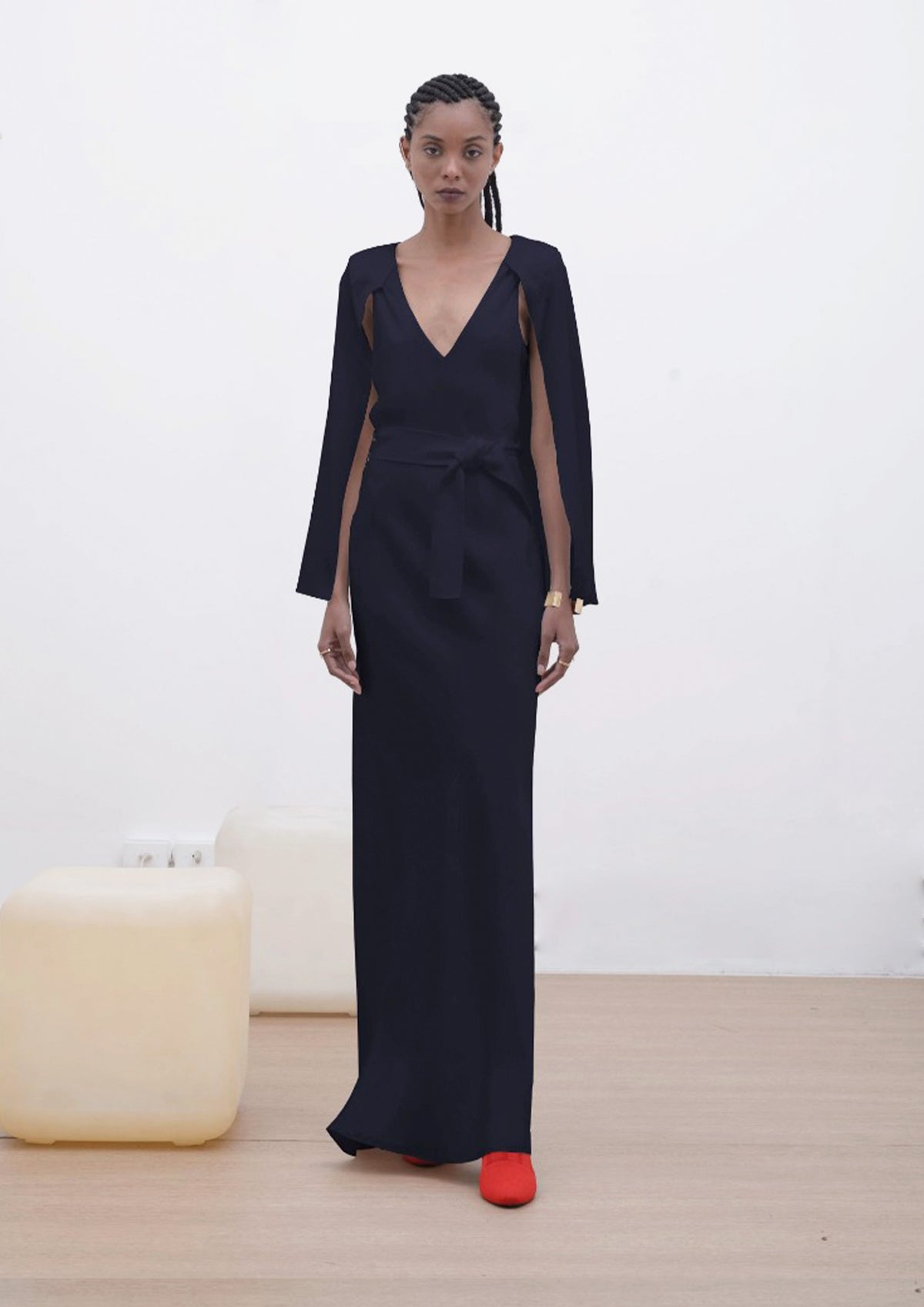 VESTIDO VIÉS COM PELERINE
