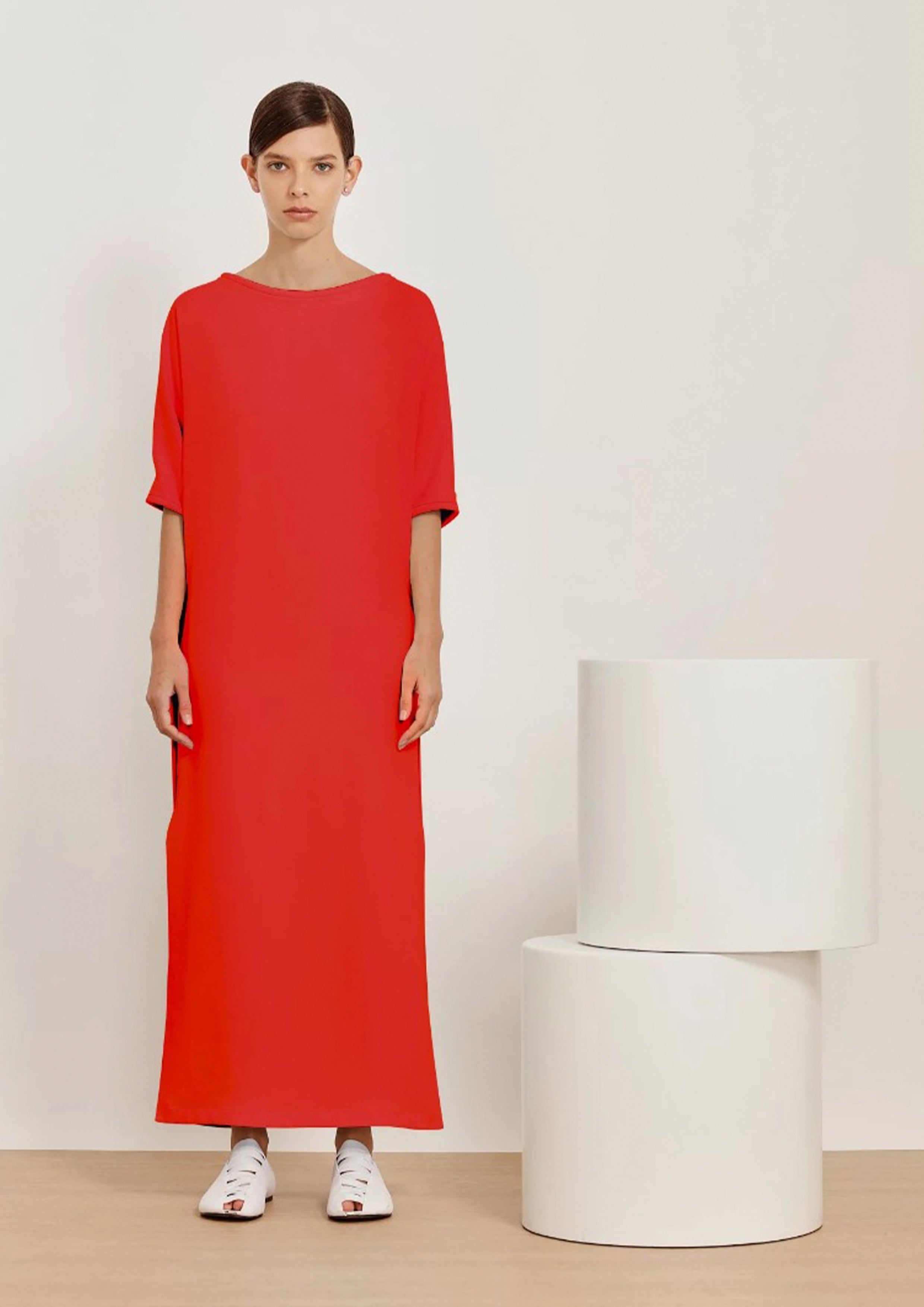 VESTIDO LONGO MANGA MORCEGO DE CREPE