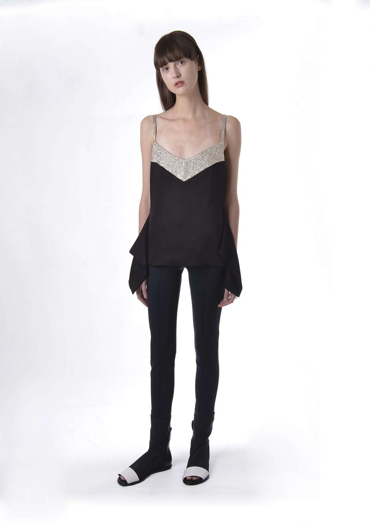 BLUSA DE ALÇA COM PALA
