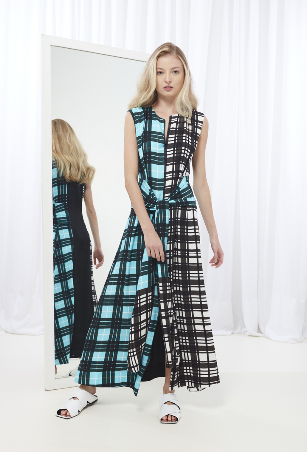 VESTIDO COM FAIXA NO QUADRIL VISCOSE