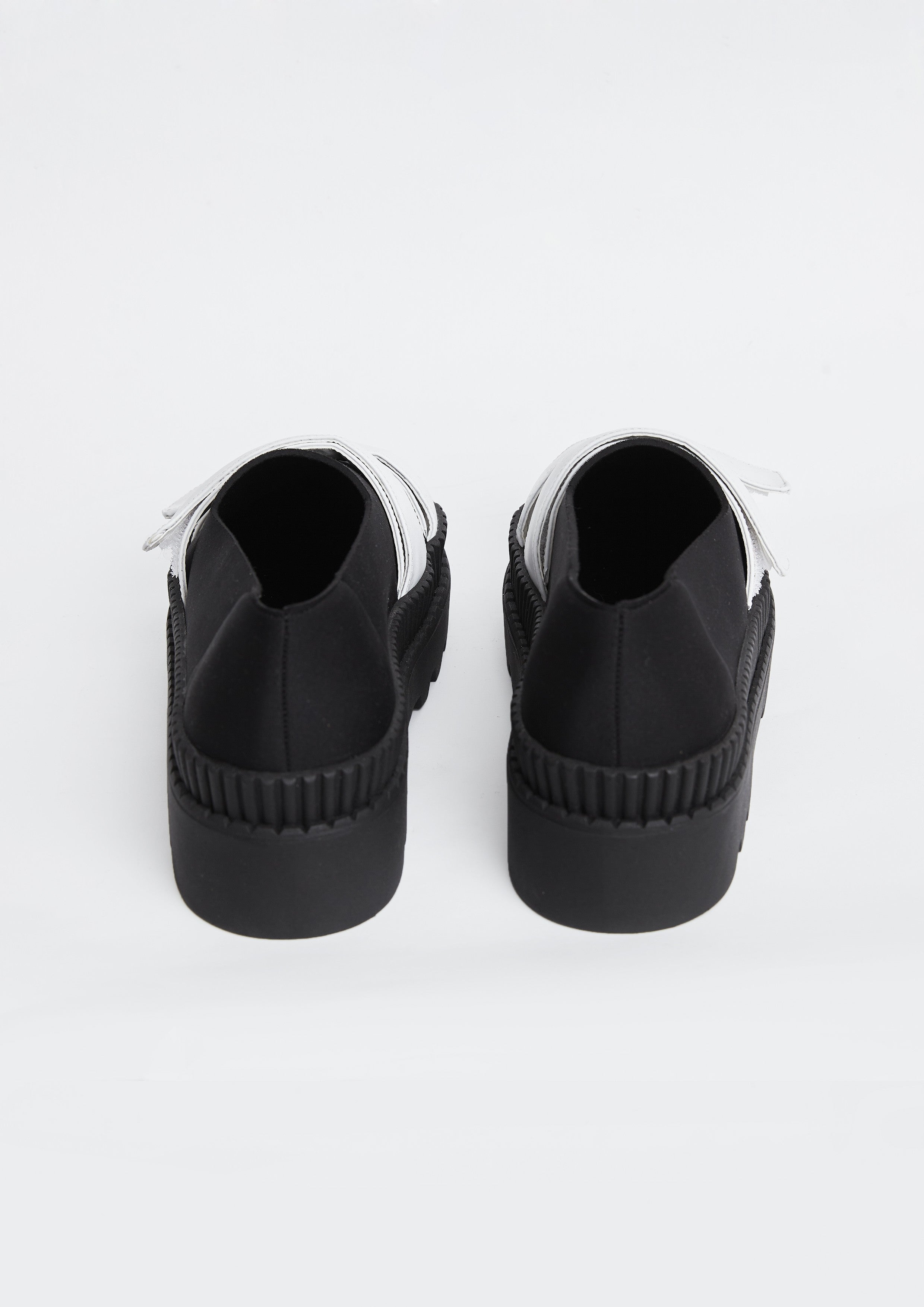 SAPATO BICOLOR NEOPRENE E FAIXA BICOLOR