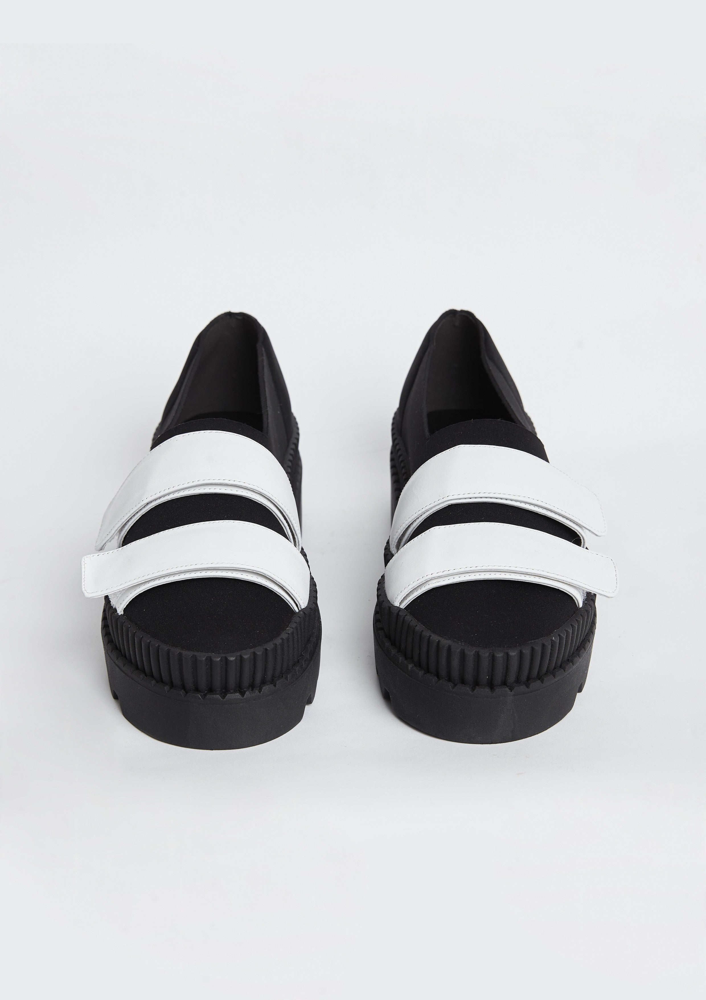 SAPATO BICOLOR NEOPRENE E FAIXA BICOLOR