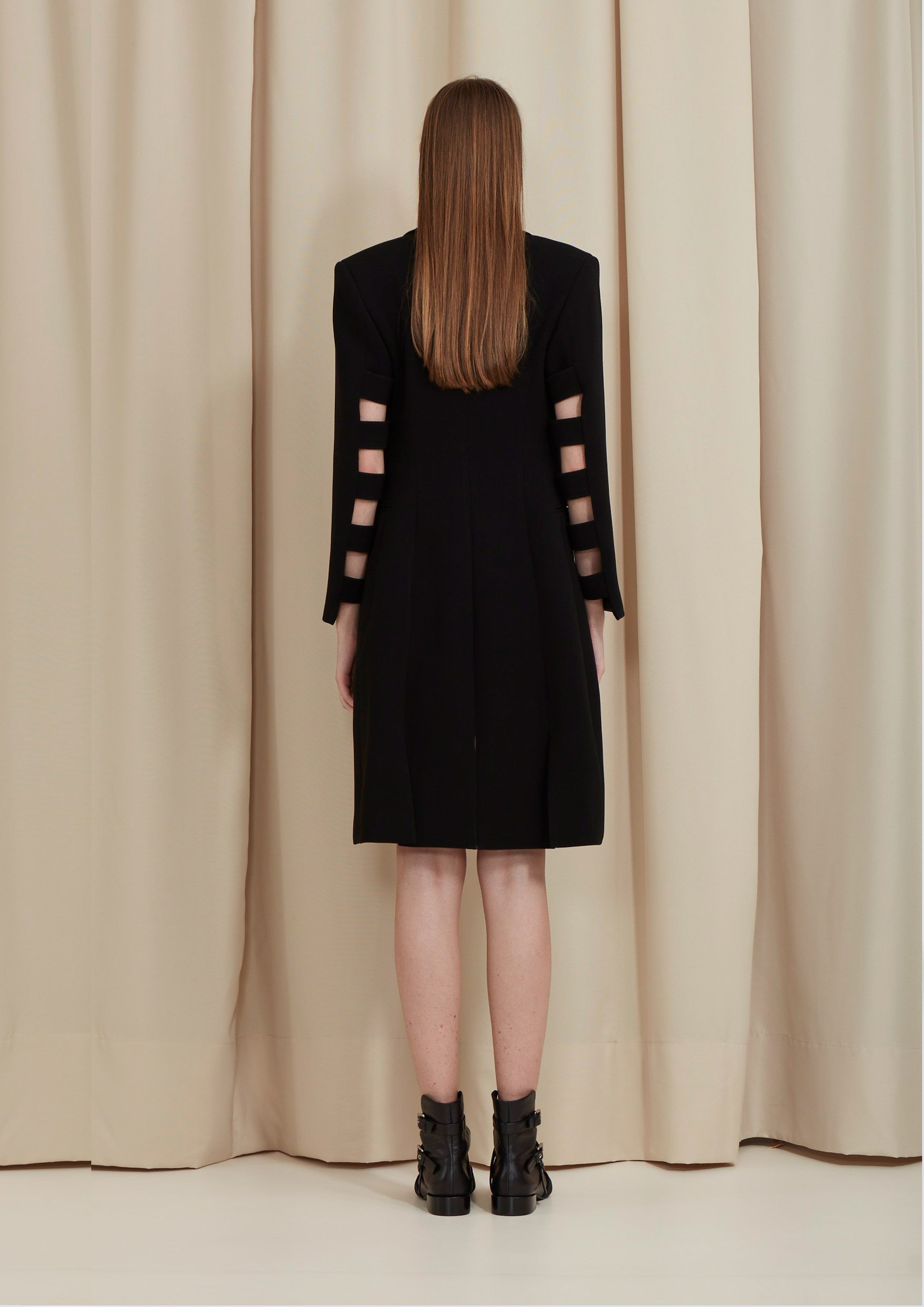 VESTIDO BLAZER COM MANGA EM FAIXAS