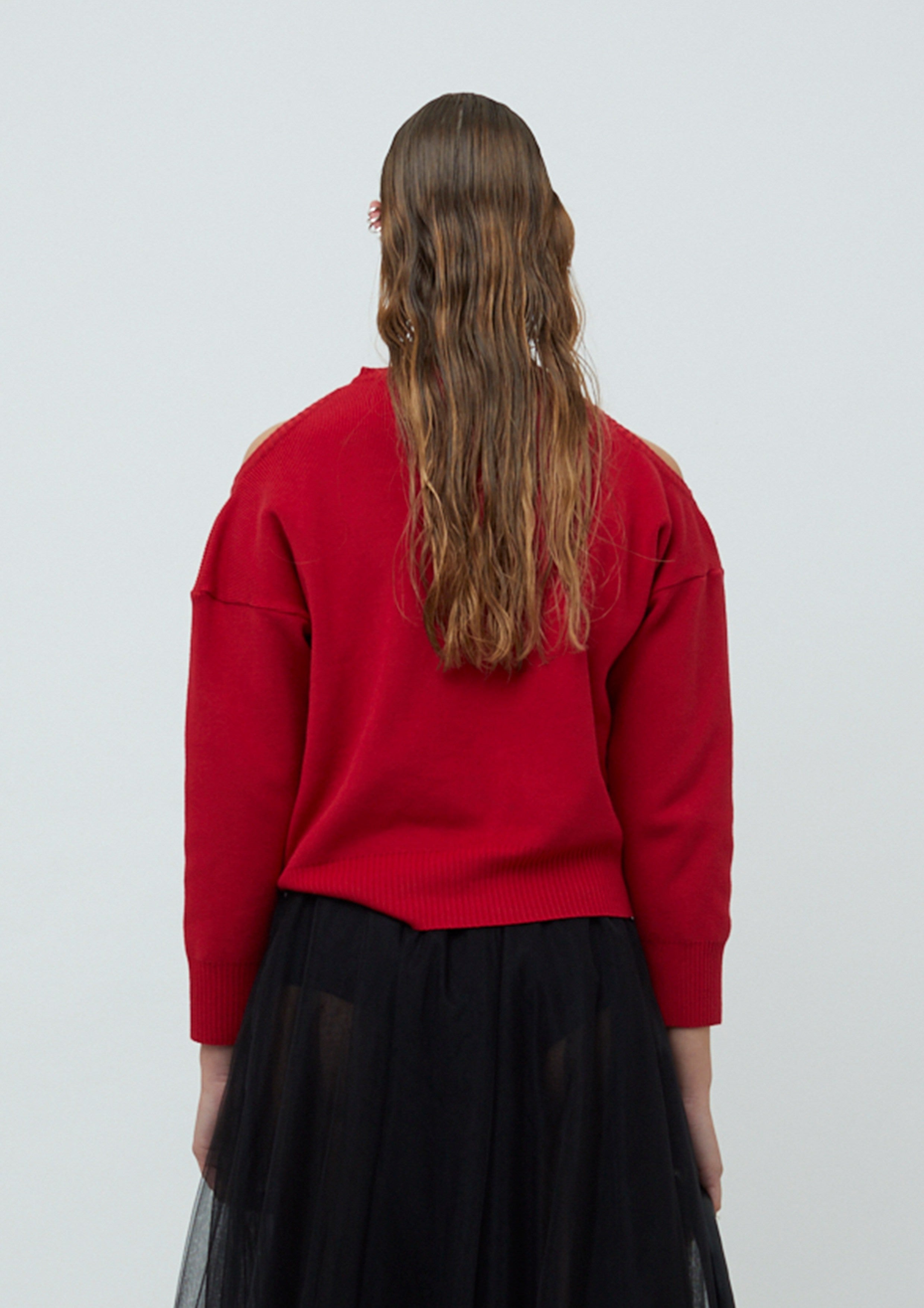 TRICOT COM OMBRO VAZADO