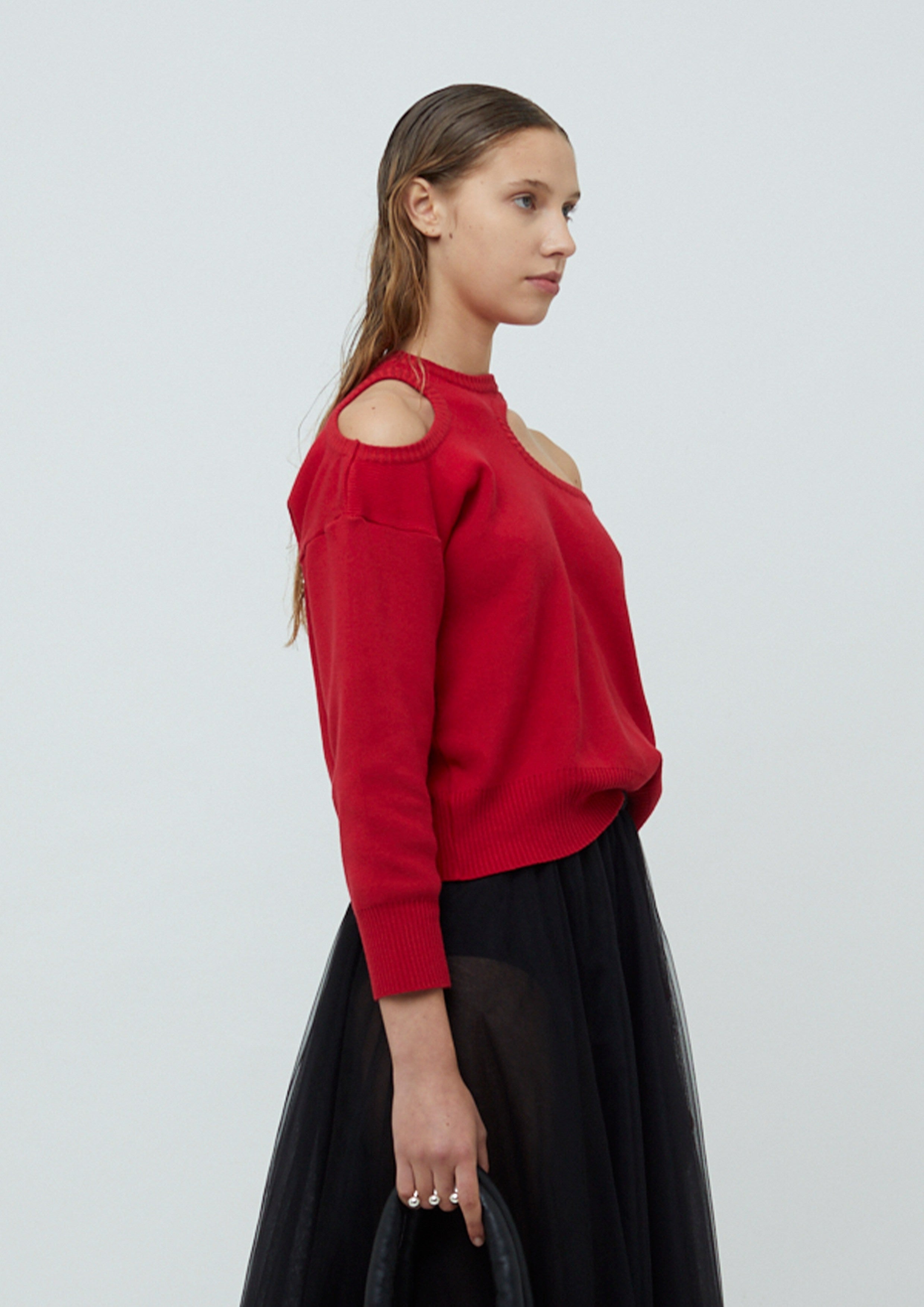 TRICOT COM OMBRO VAZADO