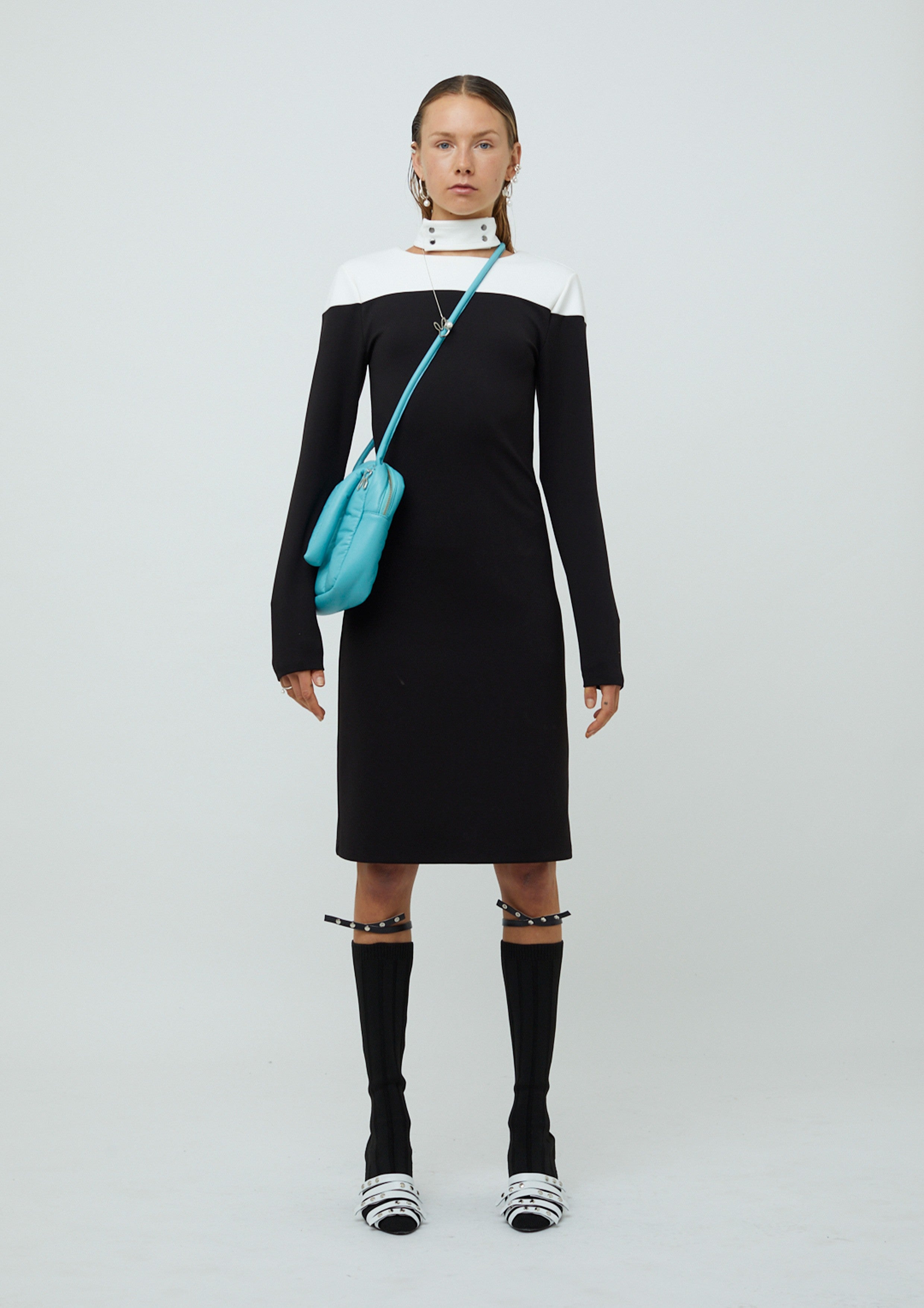 VESTIDO BICOLOR COM COLAR LILIAN PACCE