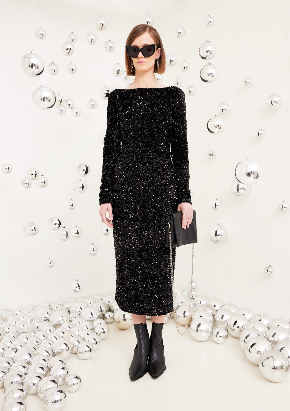 VESTIDO MIDI DE PAETÊ VELUDO