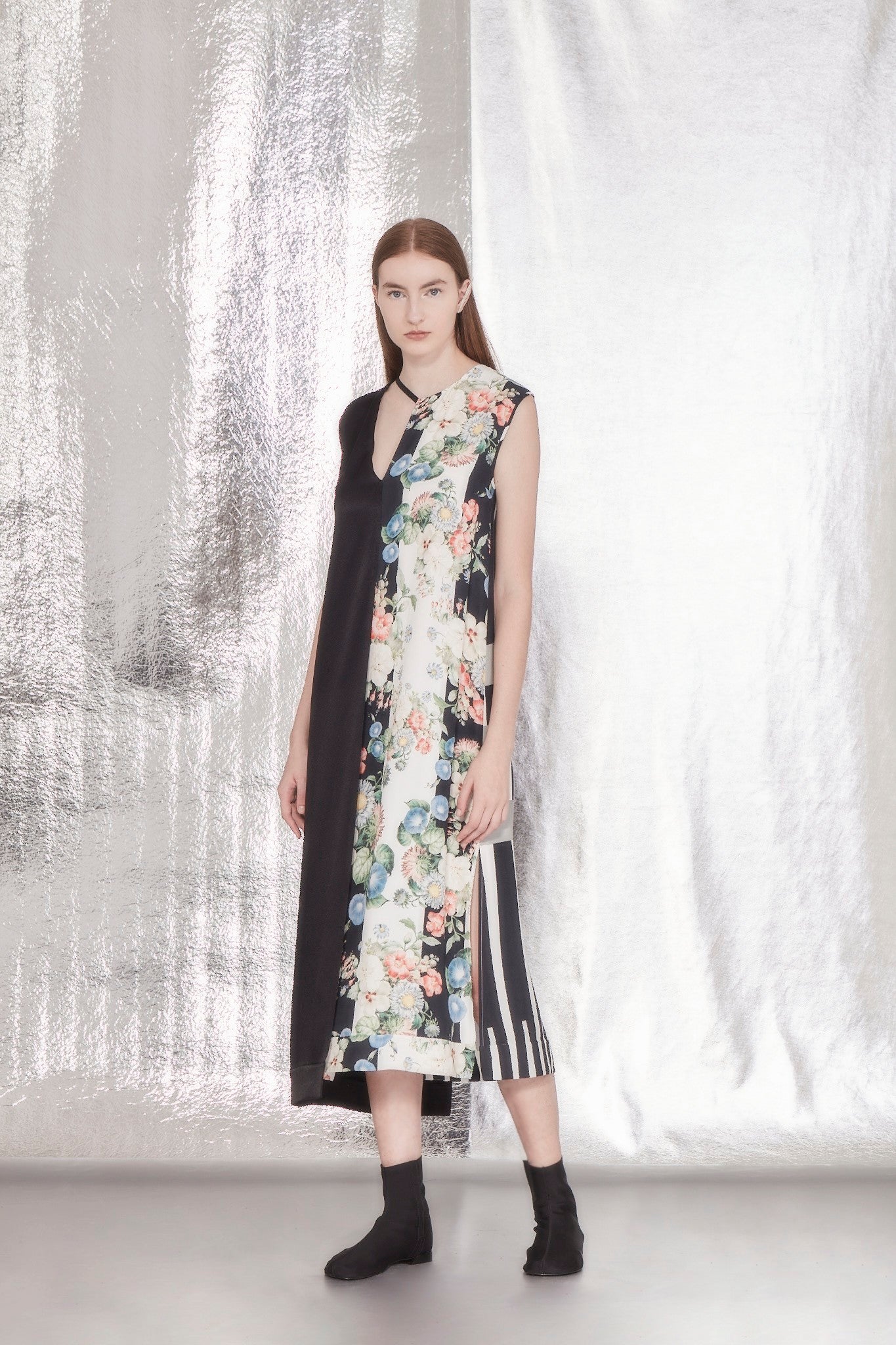 VESTIDO ASSIMÉTRICO ESTAMPADO