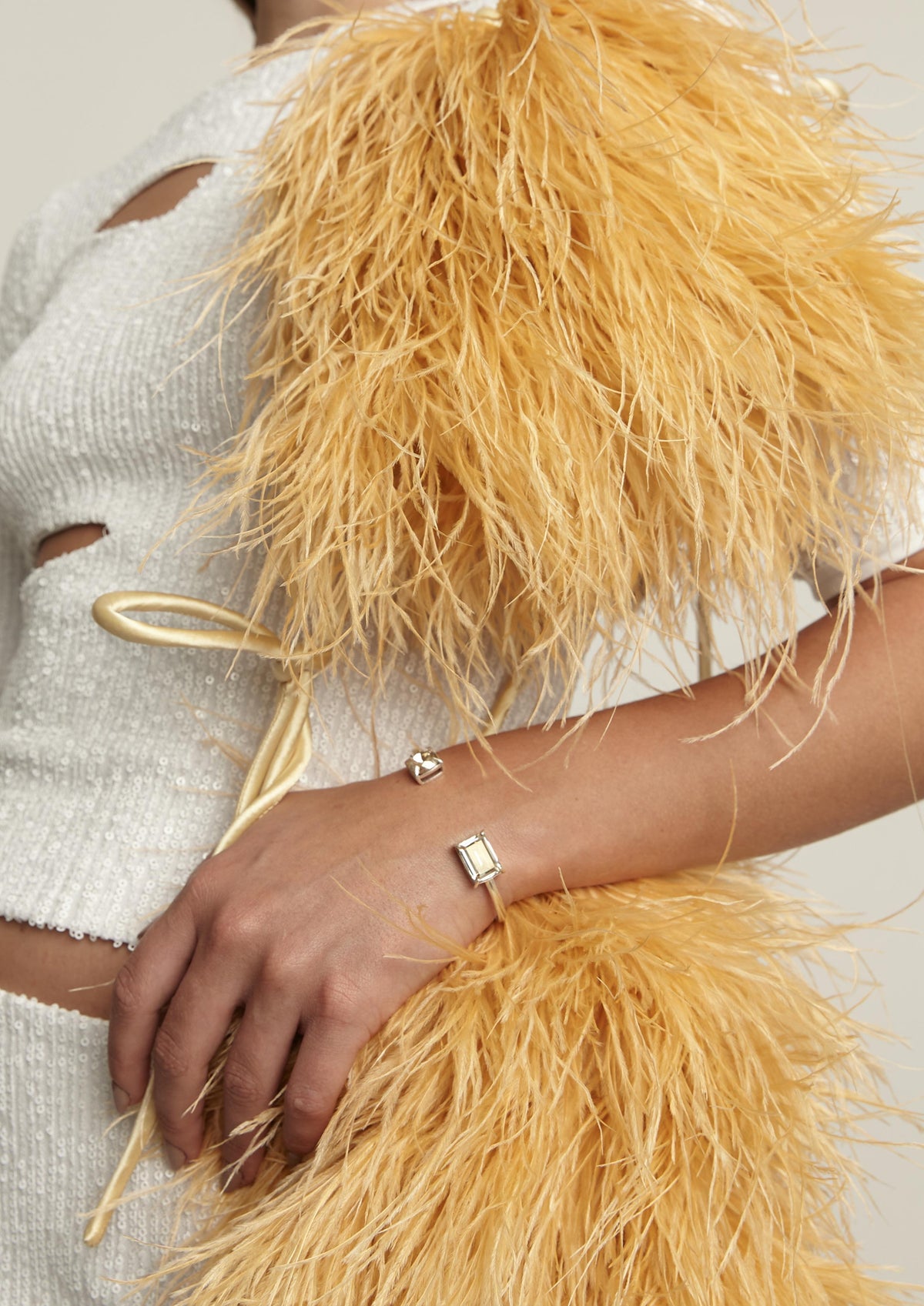 PULSEIRA ASSIMÉTRICA BRILHANTE SWAROVSKI EM PRATA