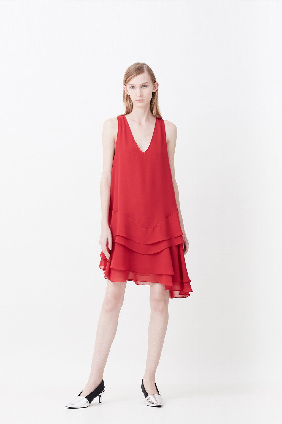 VESTIDO CURTO DE CHIFFON COM BABADO