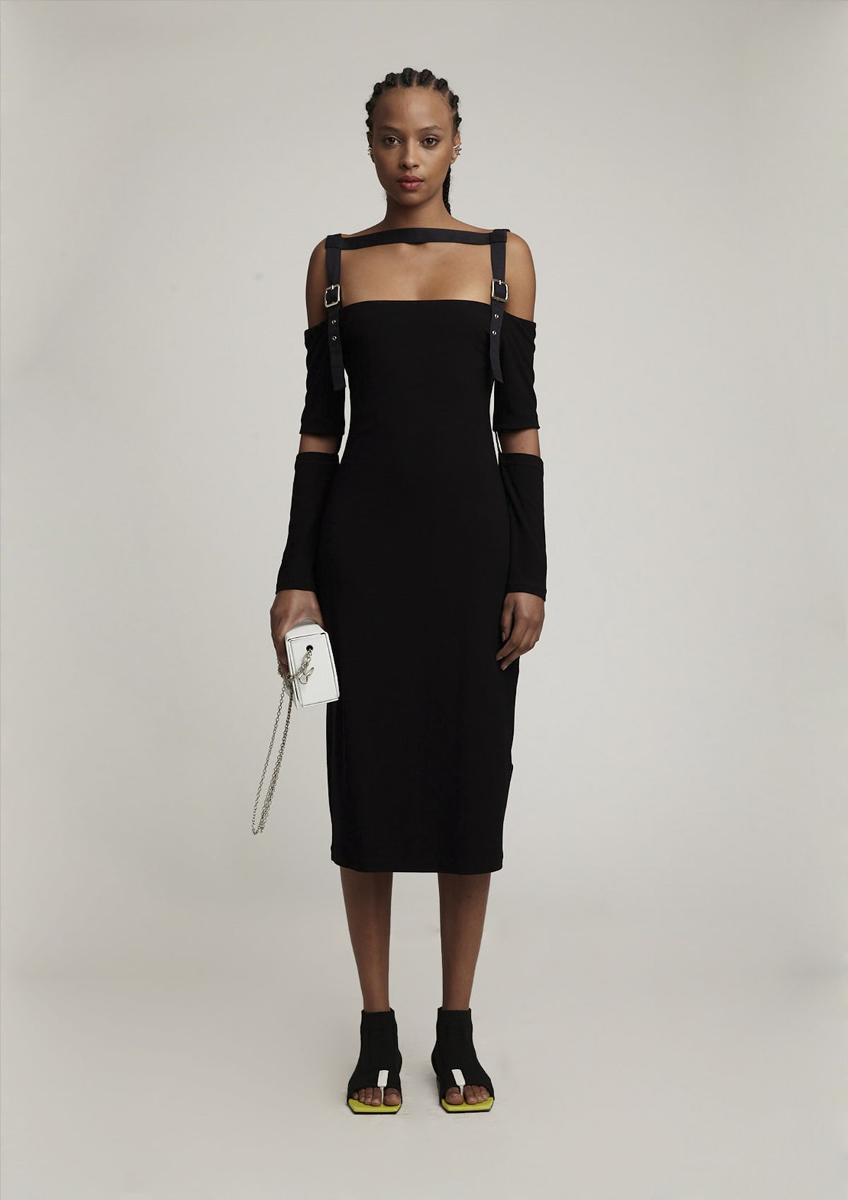 VESTIDO MALHA COM TIRAS E FIVELAS