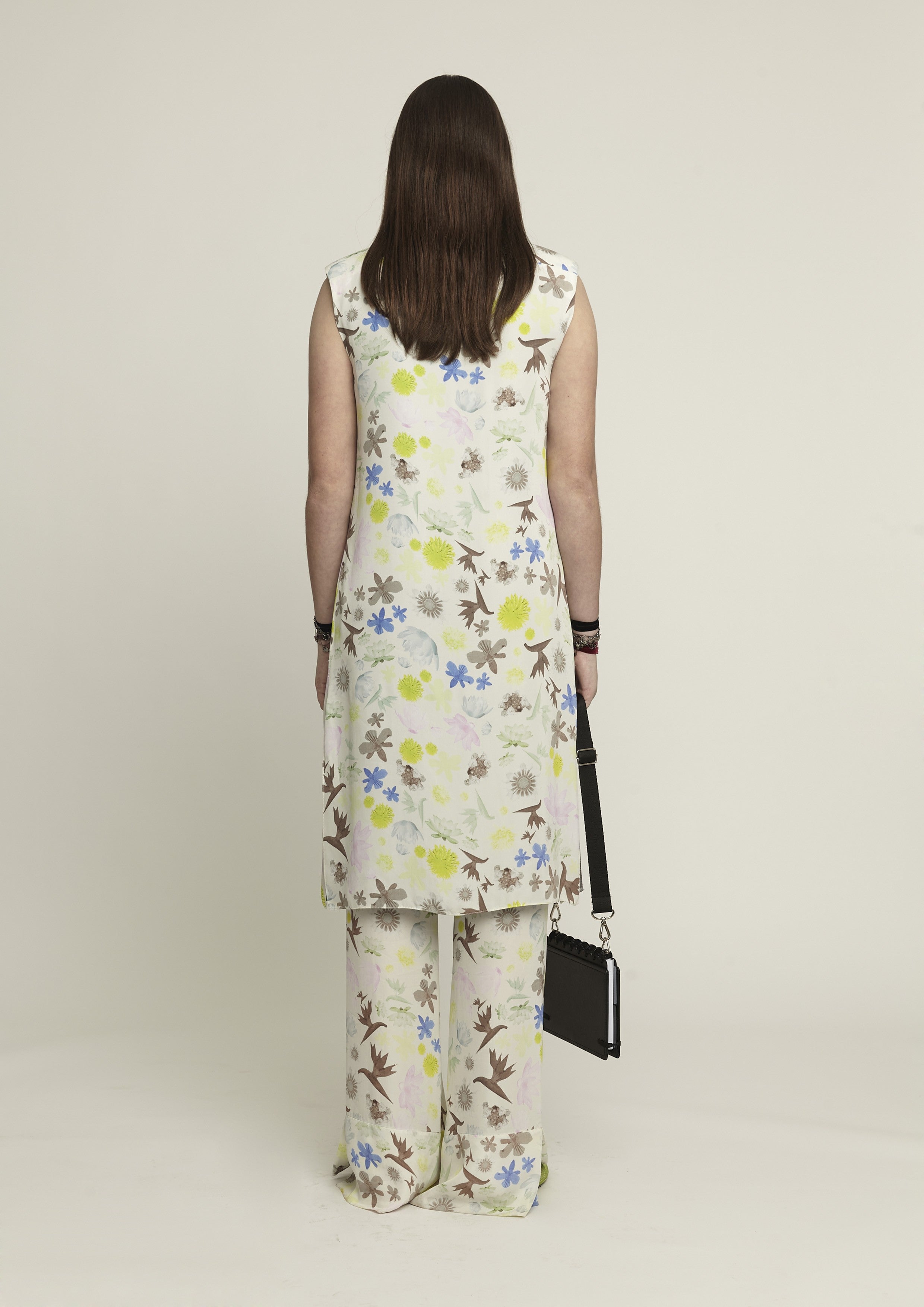 VESTIDO COM OMBREIRA PROSPERIDADE